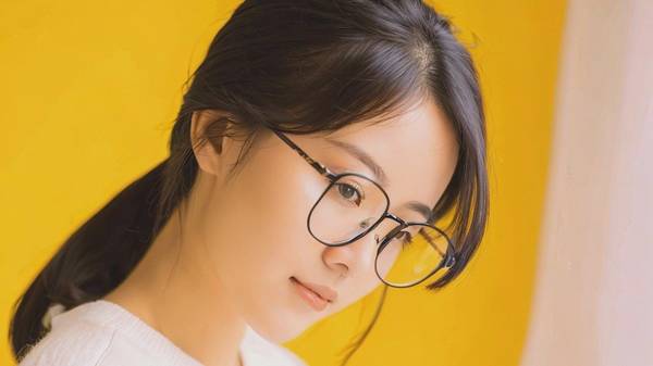 女人左眼跳是什么預兆，女性左眼跳動隱藏的4大福運預兆與轉運要訣