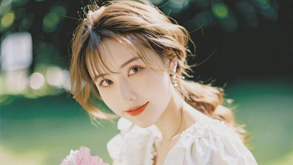 天秤男眼中的漂亮女生，《天秤男偏愛的優雅女神：顏值氣質雙重魅力解碼》