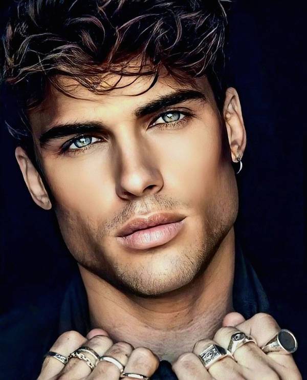 男士雙眼皮手術價格，優雅男士雙眼皮，價格僅需中產月薪三分之一