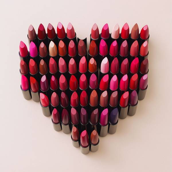 適合學生的口紅色號，少女摯愛顯白不踩雷：黃皮素顏也能閉眼入的18款學生黨口紅色號指南