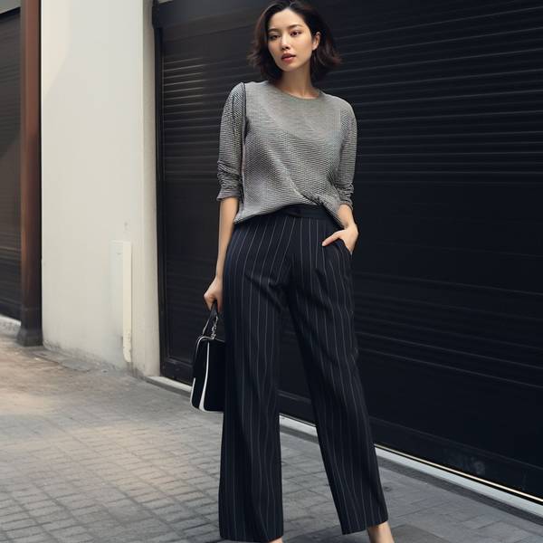 黑色的褲子配什么顏色的上衣，黑色褲子絕佳配色指南與上衣搭配全攻略