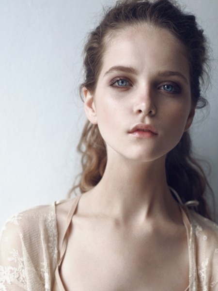 穹頂之下 如何hold住純凈肌？