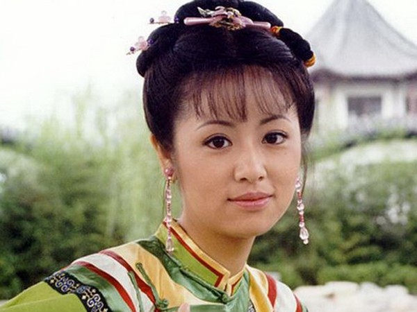 錦繡緣華麗冒險 陳喬恩示范大眼妝如何化