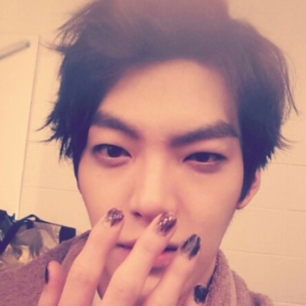 人修你亦修？ 一字眉真的不適合人手一對