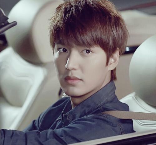 李敏鎬肝臟欠佳變大頭 水腫臉胖怎么破？